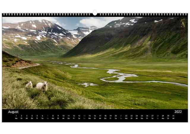 Jahreskalender Island | August 2022 |  Auf der 802 (&Oacute;lafsfjar&eth;arvegur)